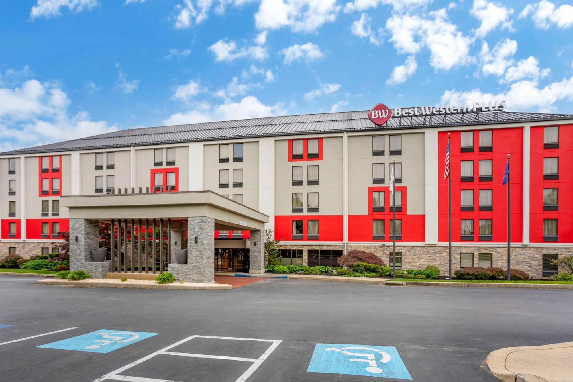 Best Western Plus Heritage Rail Inn & Suites Йорк Экстерьер фото